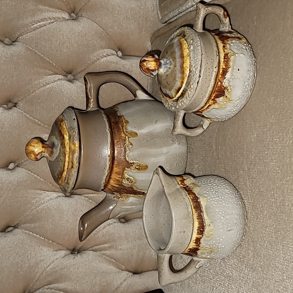 Vintage Tundra Drip Tea Set of 3 Laurentian Pottery
